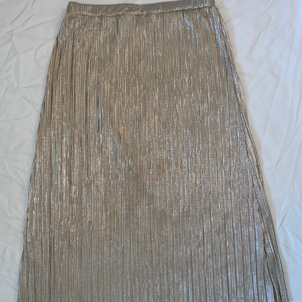 Golden midi skirt